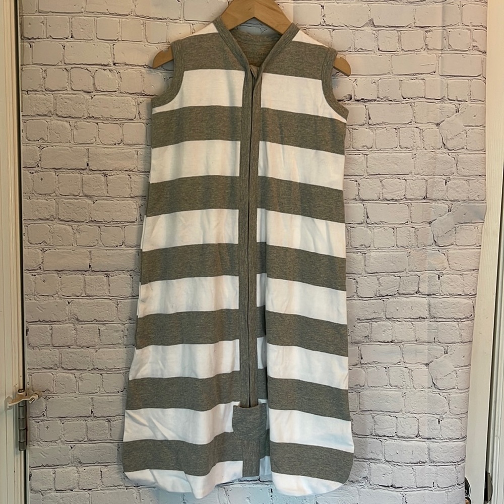 Burt’s Bees Sleepsack NWOT 6-12 M